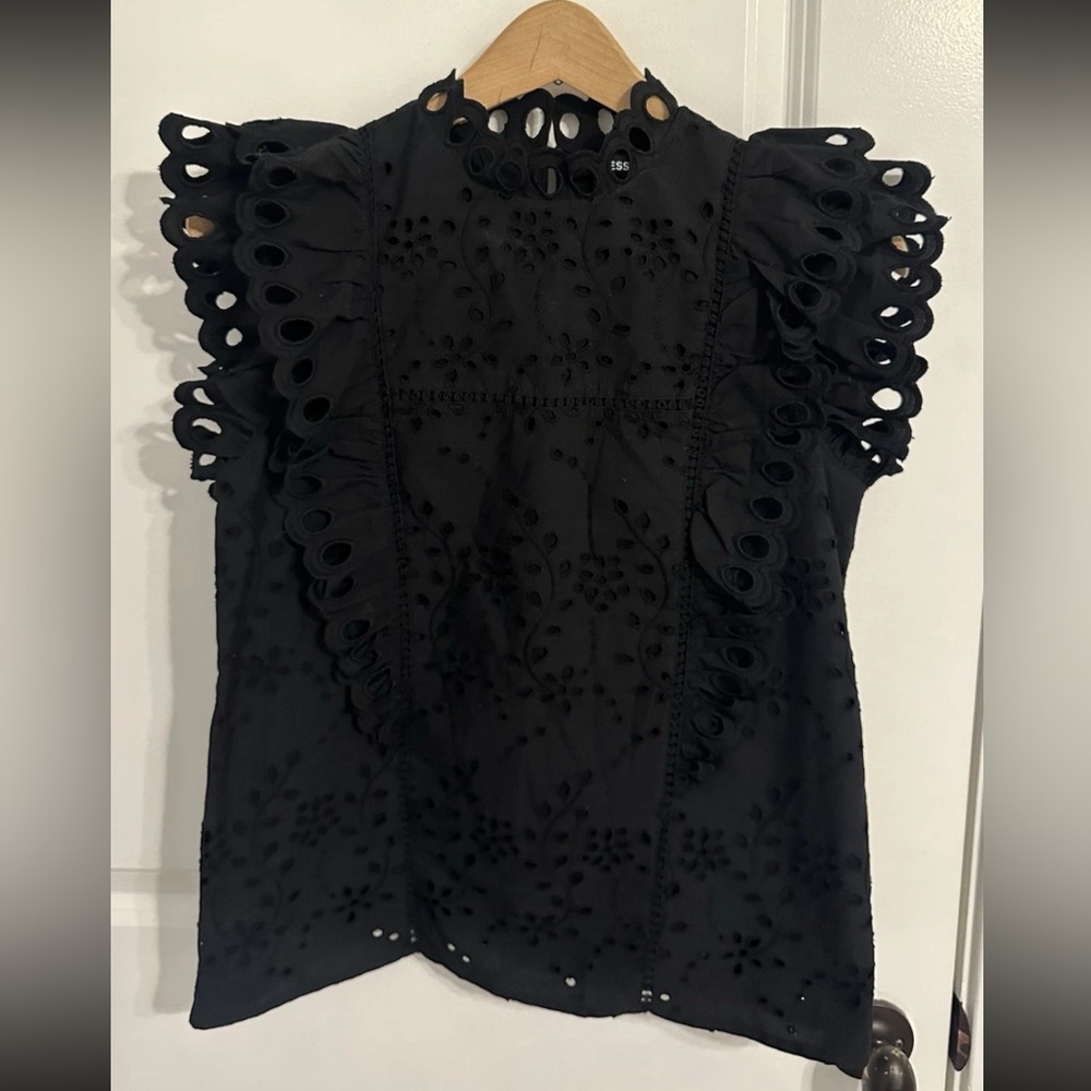 Express Black Eyelet Blouse Women’s XS Ruffle Sleeve High Neck Boho Top NWT